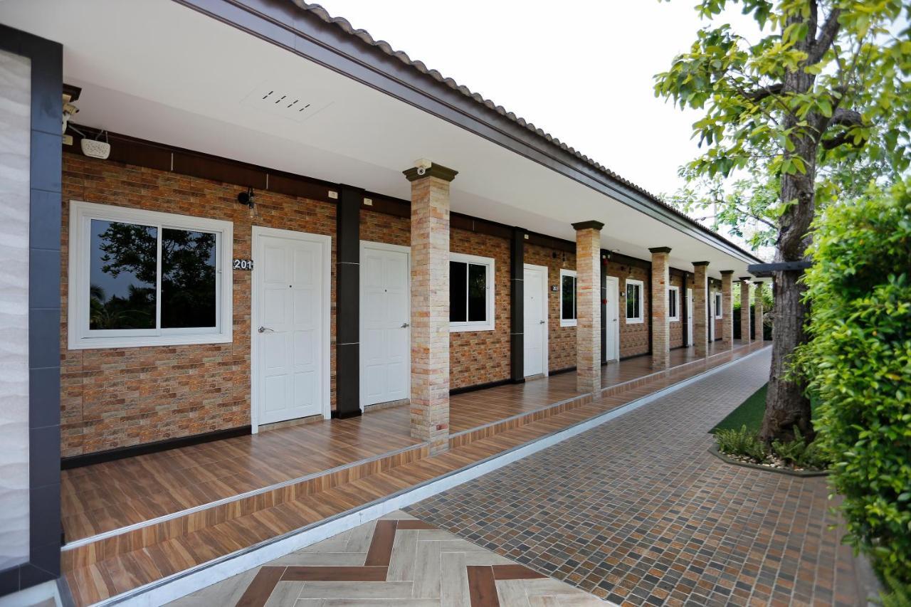 The Vega Resort Τσον Μπουρί Εξωτερικό φωτογραφία