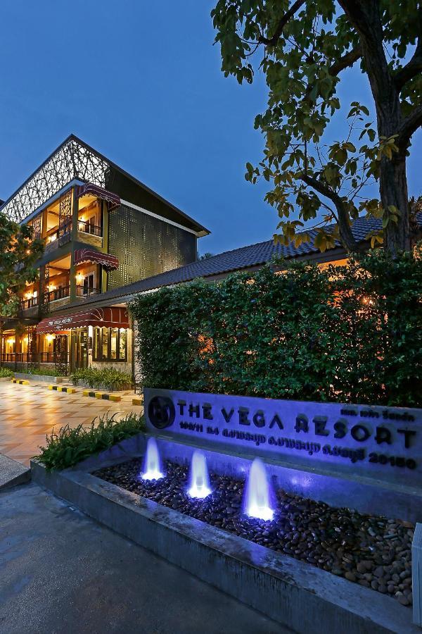 The Vega Resort Τσον Μπουρί Εξωτερικό φωτογραφία